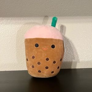 Squishmallows - Bernice 8”